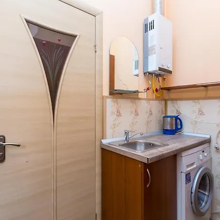 в центрі подобово на вулиці коперника 26 біля палацу мистецтв Апартаменти