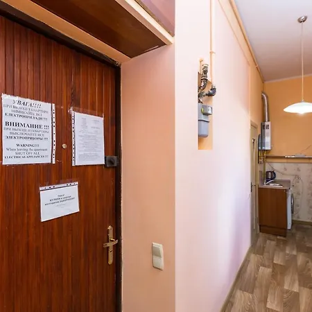 в центрі подобово на вулиці коперника 26 біля палацу мистецтв