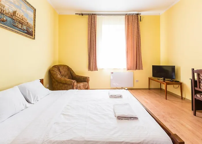 Apartamento в центрі подобово на вулиці коперника 26 біля палацу мистецтв Lviv