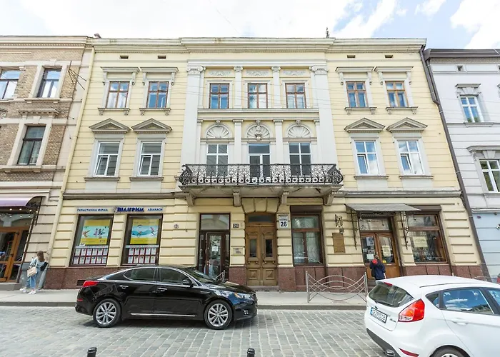 в центрі подобово на вулиці коперника 26 біля палацу мистецтв Apartamento Lviv