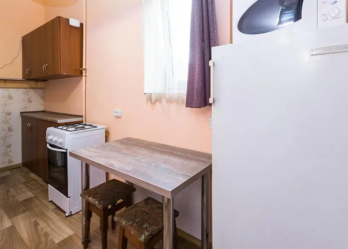 в центрі подобово на вулиці коперника 26 біля палацу мистецтв *